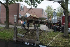 Wegtakelen brug Croystraat