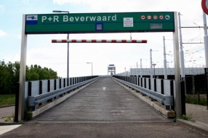 Parkeren op P+R Beverwaard en gratis met tram naar de Kuip